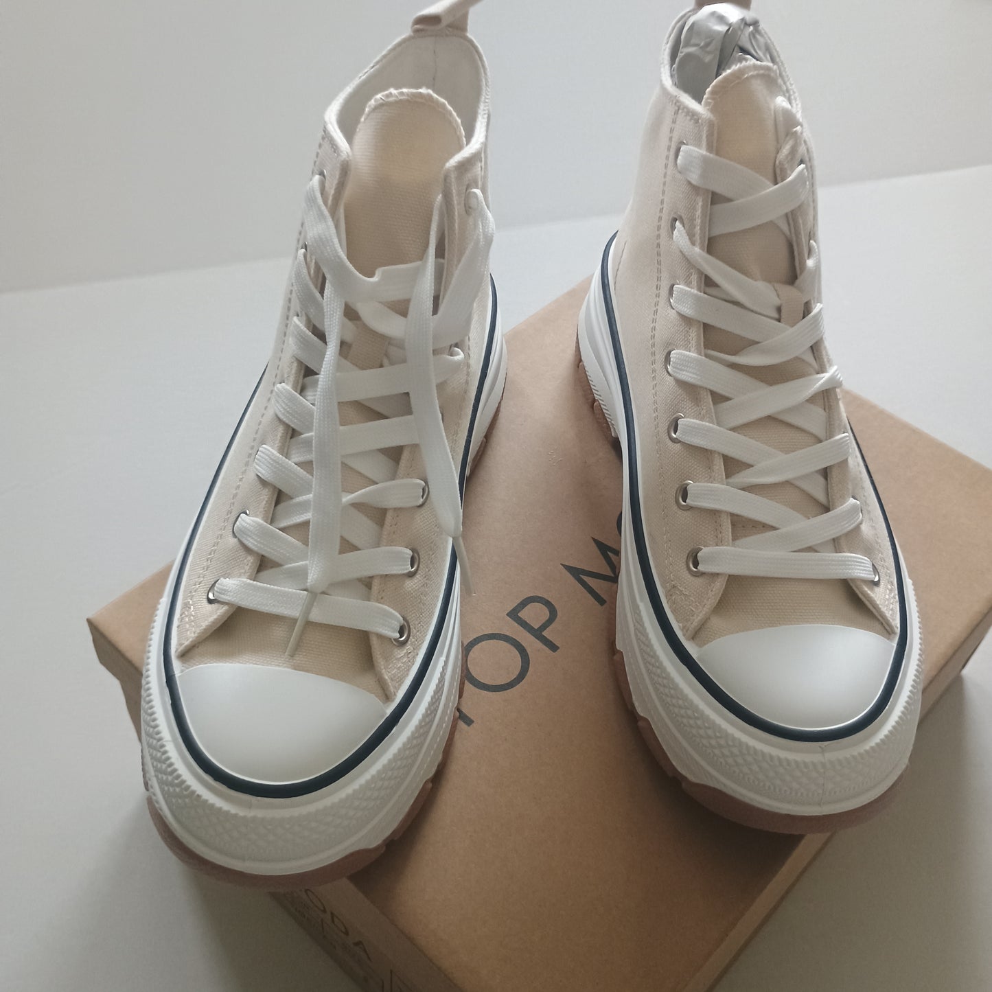 Top Moda Urban Trek High-Tops – Beige Canvas Edition